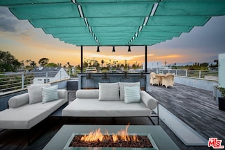 2329 Clement Ave, Venice, CA 90291