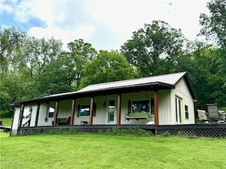 1550 Swift Rd, Waterford, OH 45786