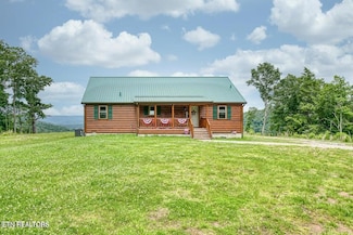 648 Wigwam St, Sparta, TN 38583