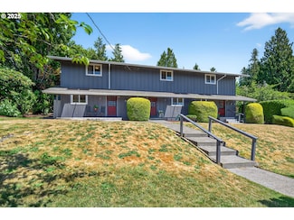 1411 SW Dewitt St, Portland, OR 97239