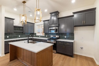 7508 Geneva Rea Ln, Yukon, OK 73099