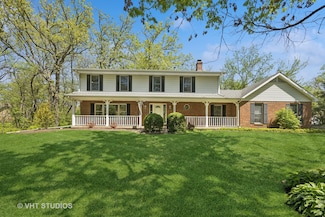 5808 Amherst Ct, McHenry, IL 60050