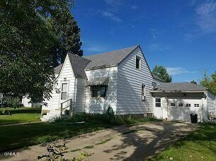 513 Center Ave S, Ashley, ND 58413