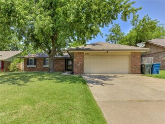 2701 Fairfield Dr, Edmond, OK 73012