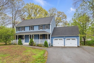 5 Walnut Ln, Middleton, MA 01949