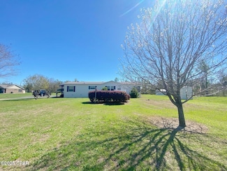 3573 Laramore Rd, Marianna, FL 32448