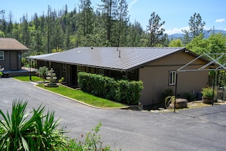 880 Union Hill Rd, Lewiston, CA 96052