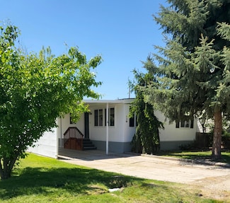 116 E 2nd St N, Middleton, ID 83644