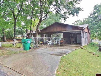 508 South St, Flippin, AR 72634