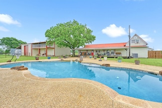 3138 Scarbrough Rd, Sadler, TX 76264
