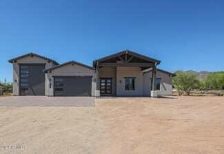 5548 E 7 Palms Dr, Cave Creek, AZ 85331