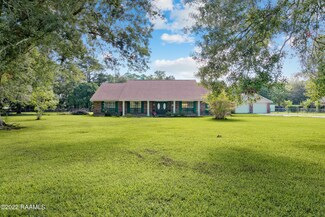 632 W Broussard Rd, Lafayette, LA 70506
