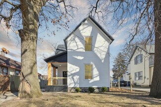 1045 Watkins St SE, Grand Rapids, MI 49507