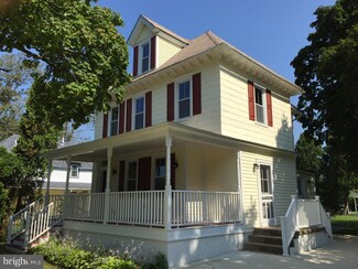 127 Lincoln Ave, Warminster, PA 18974