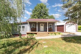 50 Lucky Acres Dr, Sparta, KY 41086