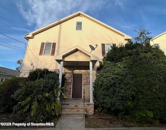 835 Maple St, Scranton, PA 18505