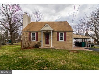 2485 W Walnut St, Colmar, PA 18915