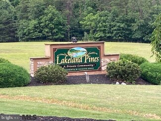 On Lakeland Dr Unit 39, Penn Township, PA 16647