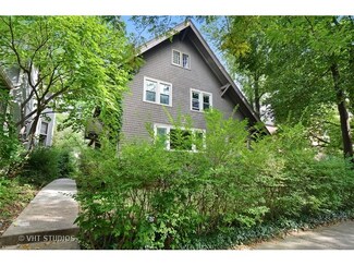 1571 Wesley Ave, Evanston, IL 60201