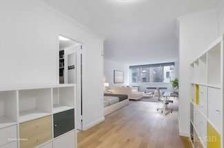 333 E 14th St Unit 5L, New York, NY 10003