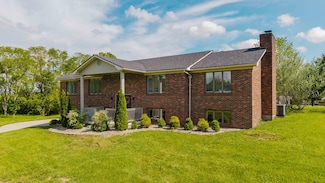 2085 Hancock Valley Dr, Winchester, KY 40391