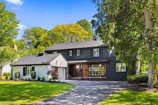 21262 S Woodland Rd, Shaker Heights, OH 44122