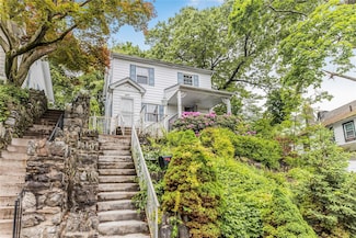 6 Arden Place, Yonkers, NY 10701