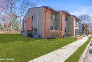 50 Medford Ct, Red Bank, NJ 07701