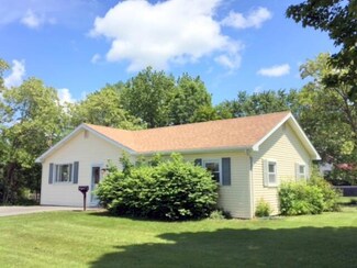 46 Cushman Rd, Winslow, ME 04901
