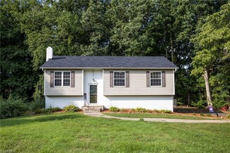 133 Maple Ln, King, NC 27021