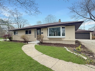 N87W18096 Queensway, Menomonee Falls, WI 53051