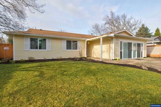 463 Snoopy Ln NE, Salem, OR 97301