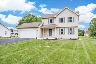 76 Alverstone Way, West Henrietta, NY 14586