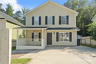 717 Dawn Cir, Charlotte, NC 28213