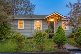 1080 Erixon St NE, Salem, OR 97301