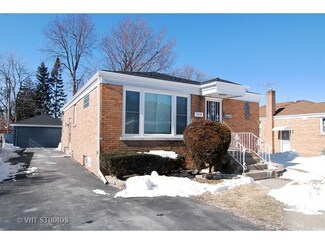 2520 S 9th Ave, Broadview, IL 60155