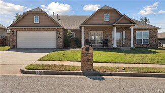 506 W 54th St, Sand Springs, OK 74063