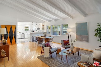 1102 Maple St, Santa Monica, CA 90405