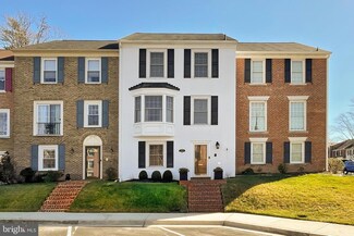 6427 Wainfleet Ct, Springfield, VA 22152