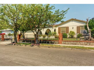 1454 NE La Mesa Ave, Gresham, OR 97030