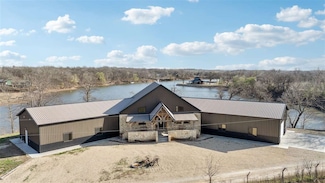 4 Jade Ave, Newkirk, OK 74647