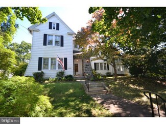 39 Penn Blvd, Lansdowne, PA 19050