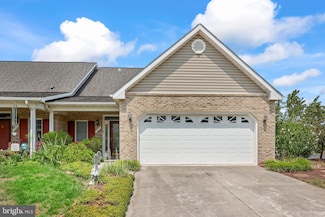 300 Lynn Dr, Stephens City, VA 22655