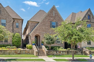 232 Skystone Dr, Irving, TX 75038