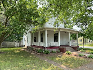 428 N 2nd St, Monmouth, IL 61462