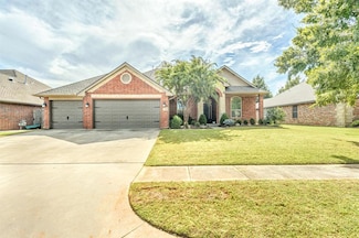 216 Ness Dr, Norman, OK 73069