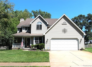 14361 Blue Heron Dr, Fenton, MI 48430