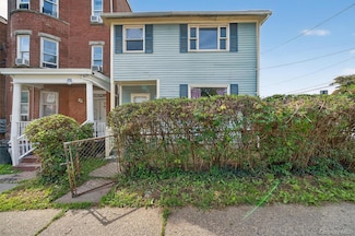 105 Carson Ave, Newburgh, NY 12550