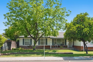 2004 2nd St, Ceres, CA 95307