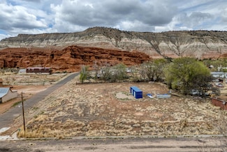 190 S Main St, Cannonville, UT 84718